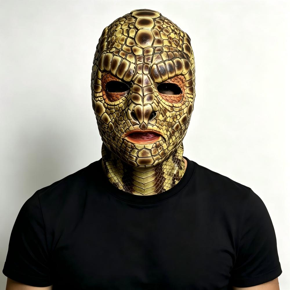 Realistic Snake Monster Mask L - Cobra Extruder 评论和价格